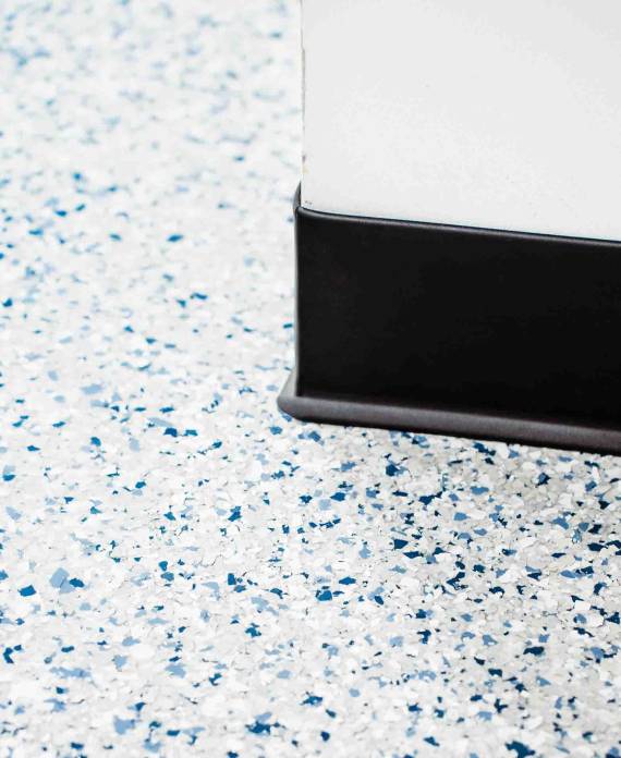 LuxCrete Epoxy & Polishing - Wichita's #1 Expoxy Flooring Experts - Portfolio - Full-Flake Epoxy Flooring System - Industrial - 002