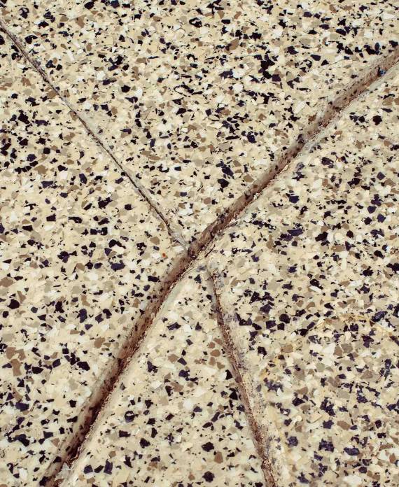 LuxCrete Epoxy & Polishing - Wichita's #1 Expoxy Flooring Experts - Portfolio - Full-Flake Epoxy Flooring System - Residential - 001